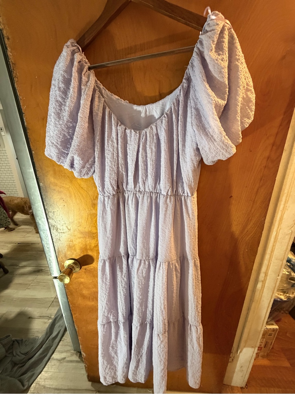 Astr Lavender Puff-Sleeve Tiered Midi Dress